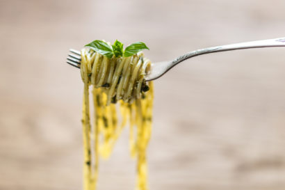 Ho to eat spaghetti like an Italian