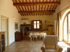 Country house for sale in MANCIANO (GR)