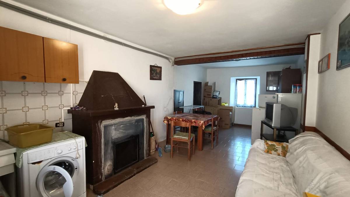 Casa indipendente in vendita 3 Stanze da letto a Monterubbiano