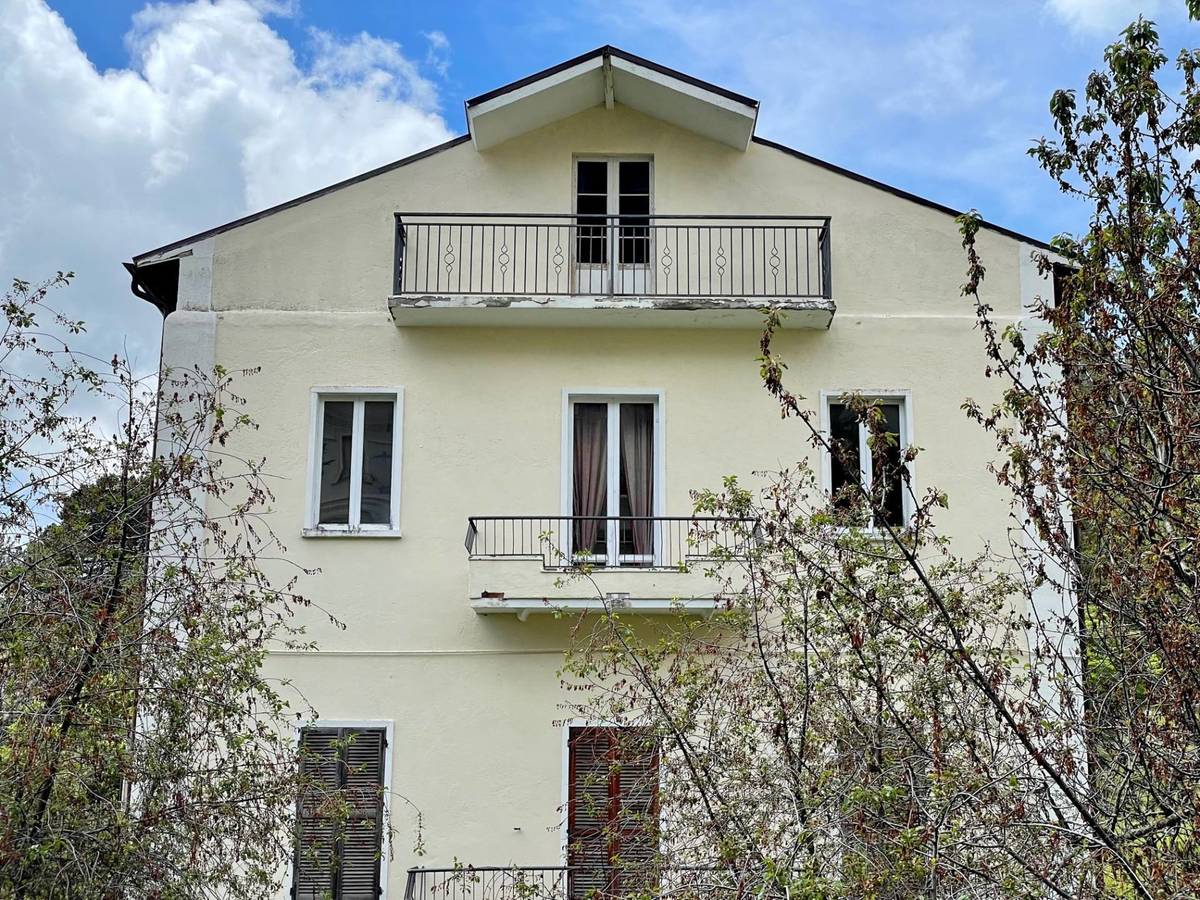 Appartamento in vendita 4 Stanze da letto a Castel Del Monte