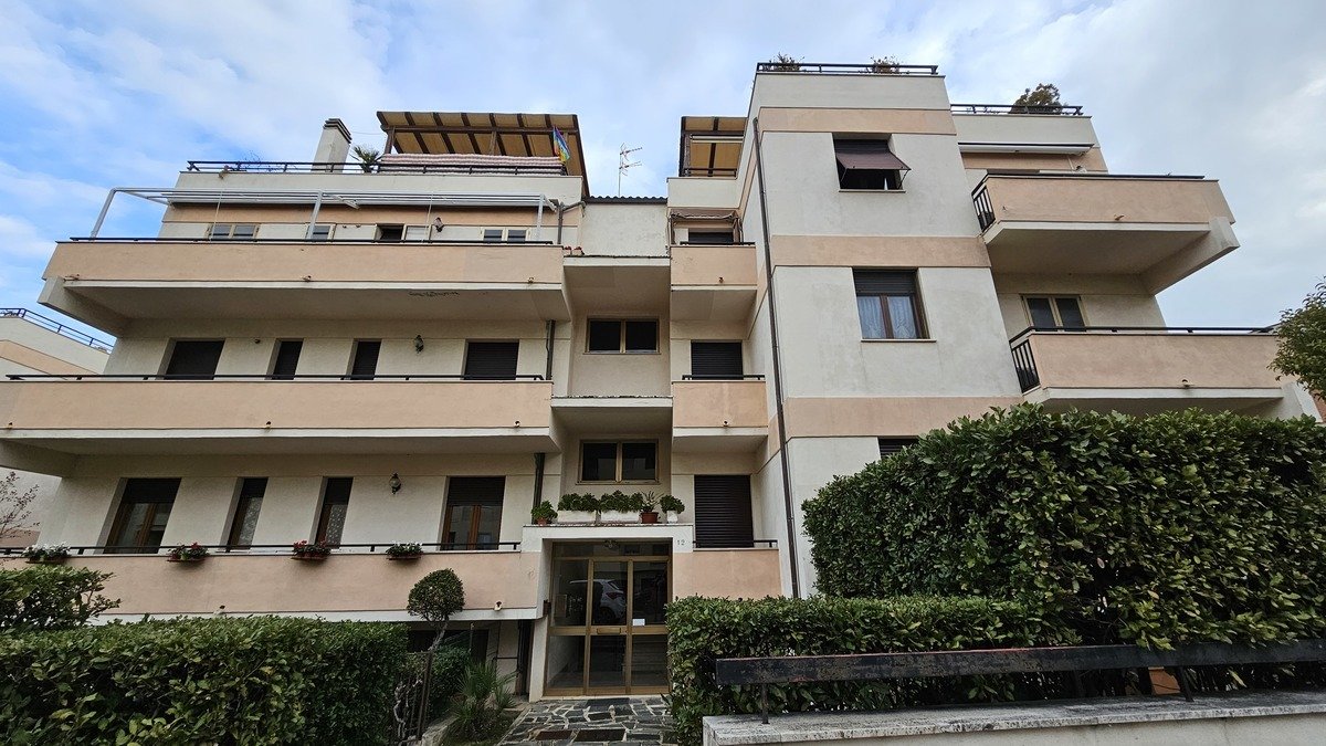 Appartamento in vendita 3 Stanze da letto a Ancona