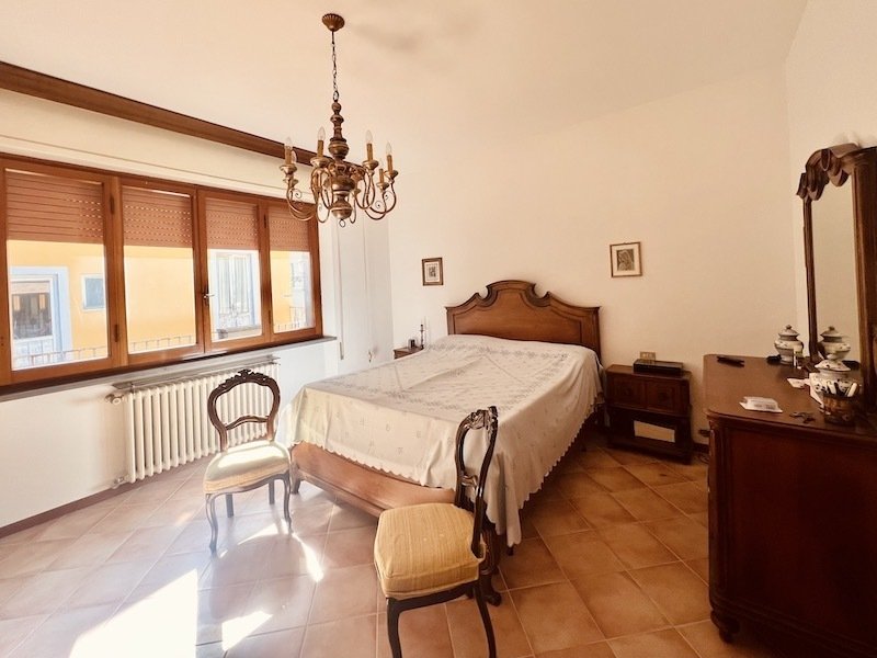 Appartamento indipendente in vendita 3 Stanze da letto a Bagni Di Lucca