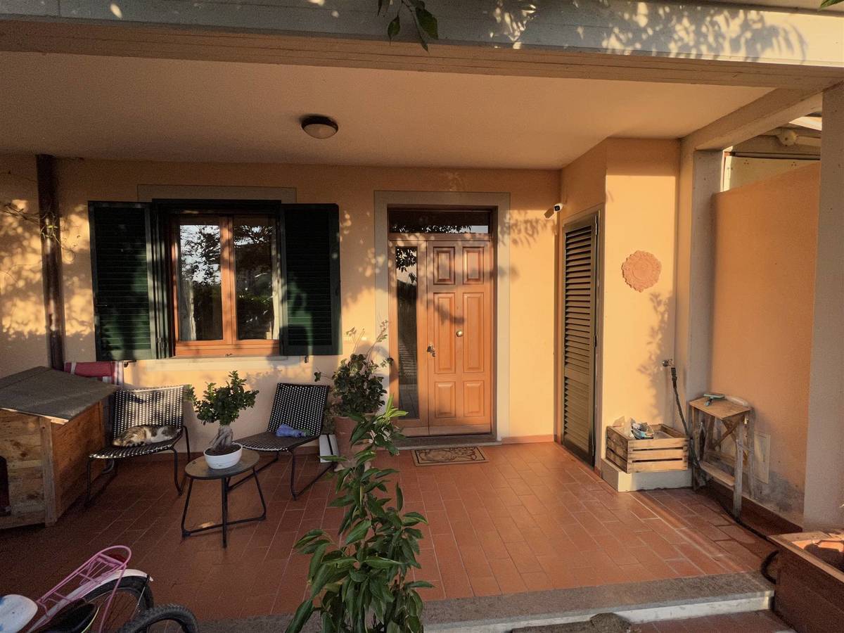 Casa semi indipendente in vendita 2 Stanze da letto a Castiglione Del Lago