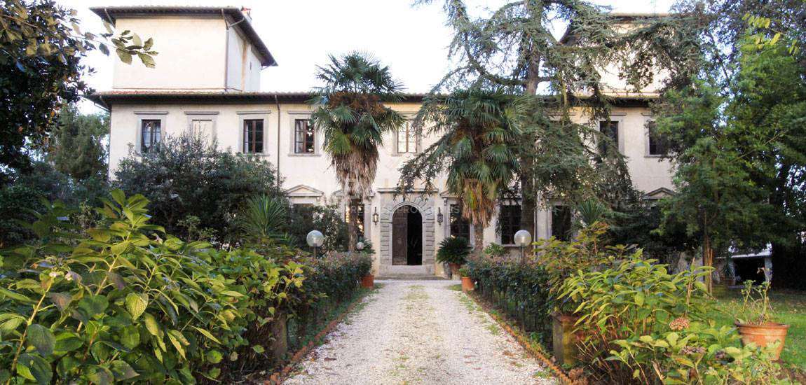 Villa in vendita 8 Stanze da letto a San Giuliano Terme