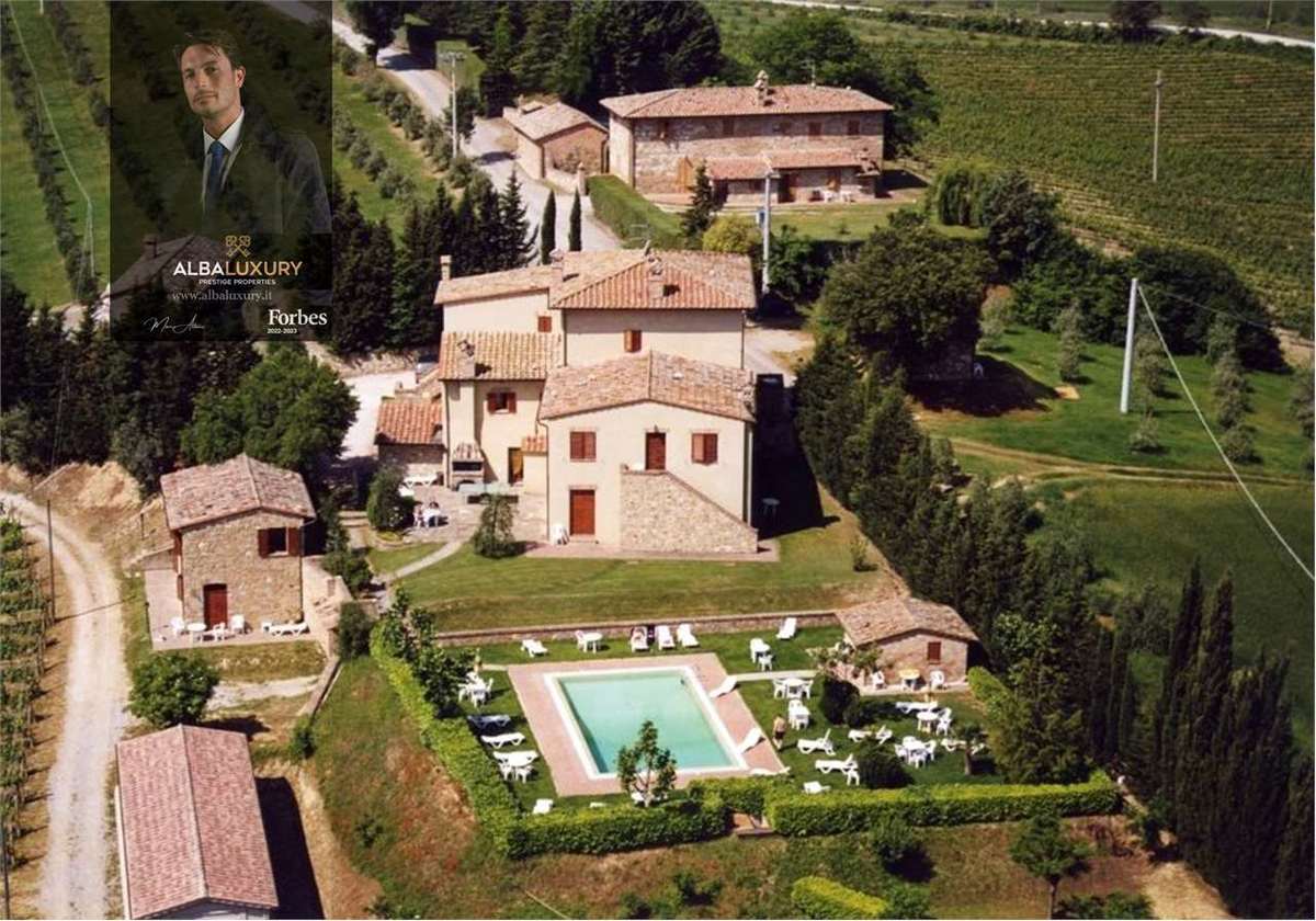 Villa in vendita 25 Stanze da letto a Chianciano Terme