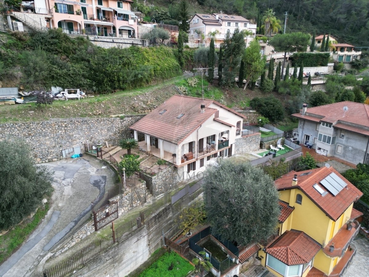 Villa in vendita 4 Stanze da letto a Ventimiglia