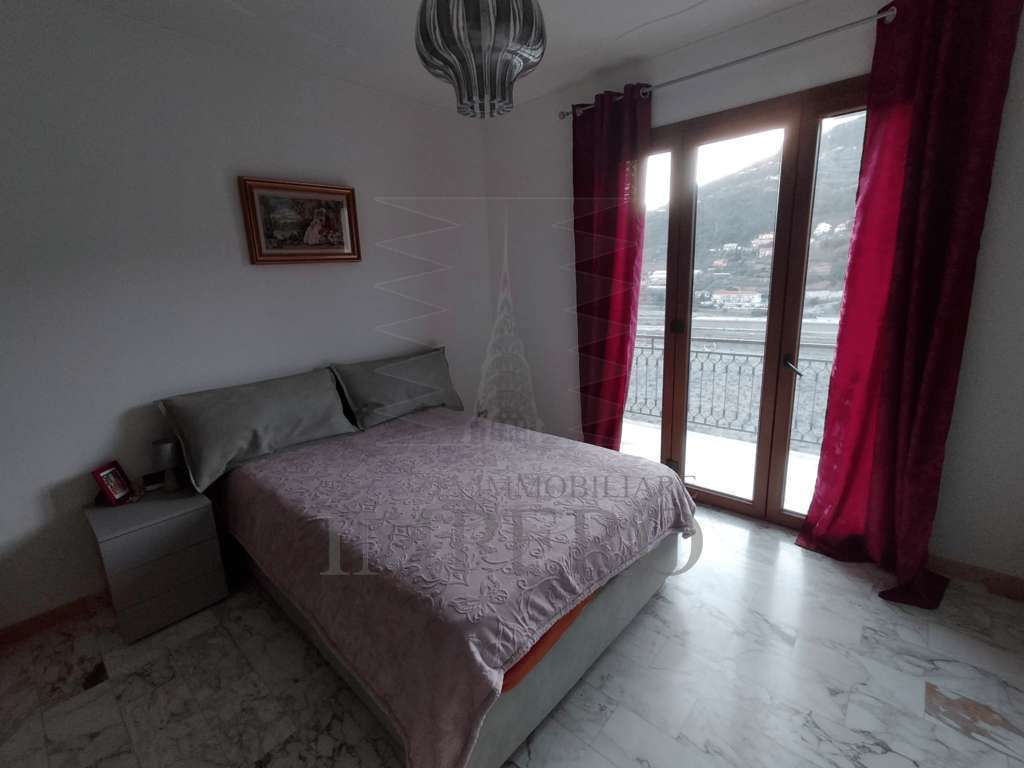Casa semi indipendente in vendita 2 Stanze da letto a Ventimiglia