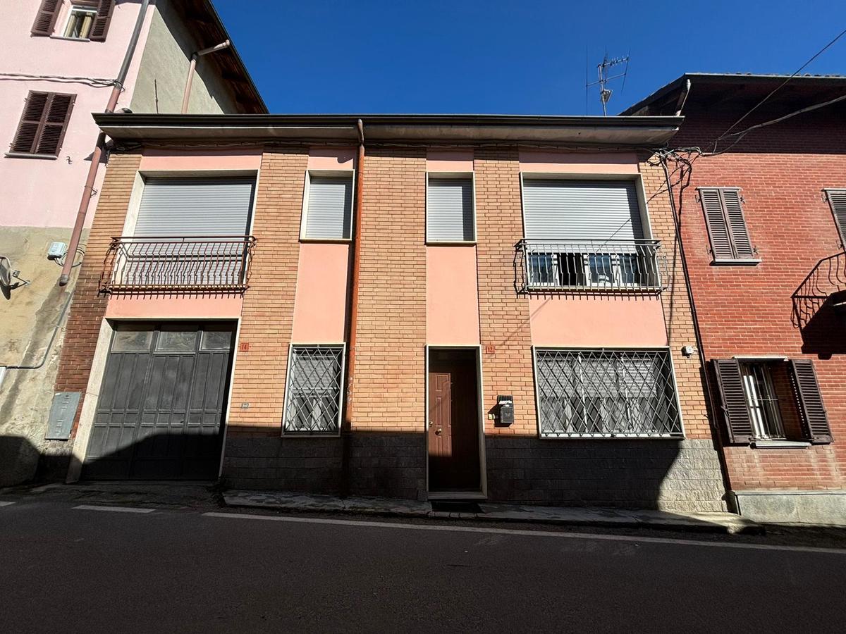 Casa semi indipendente in vendita 2 Stanze da letto a Castagnole Monferrato