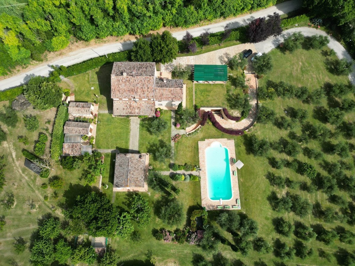 Villa in vendita 9 Stanze da letto a Fano