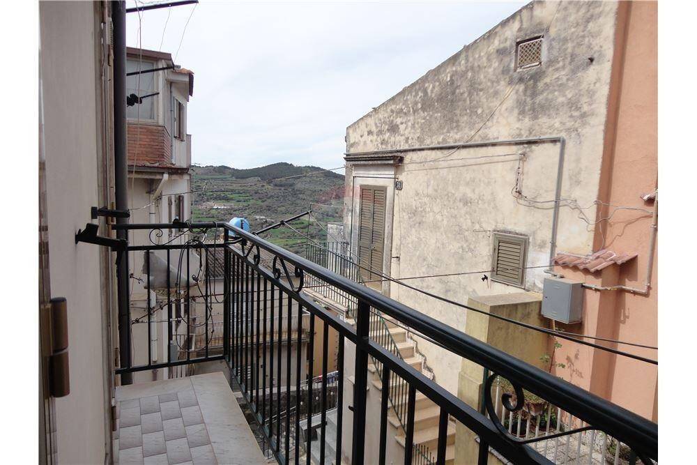 Borgo in vendita 4 Stanze da letto a Monterosso Almo