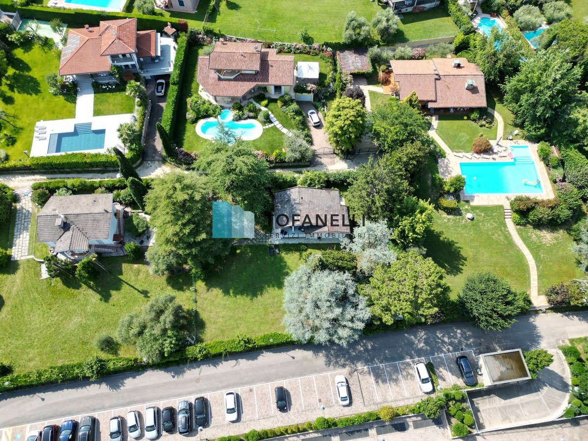 Villa in vendita 2 Stanze da letto a Manerba Del Garda