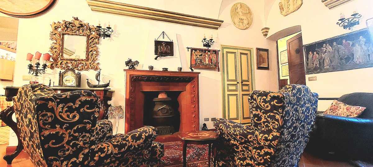 Appartamento storico in vendita 6 Stanze da letto a San Biagio Della Cima