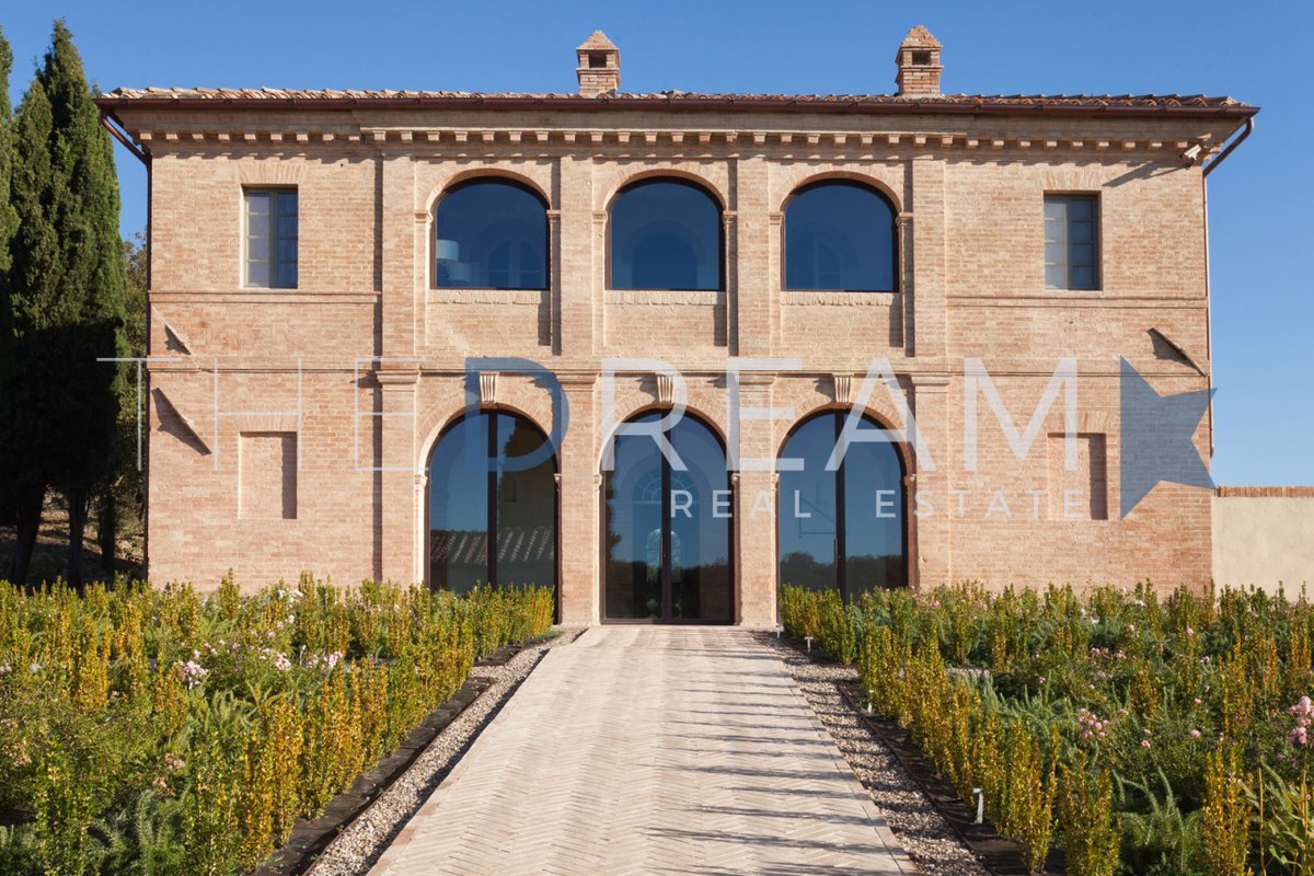 Villa in vendita 7 Stanze da letto a Siena