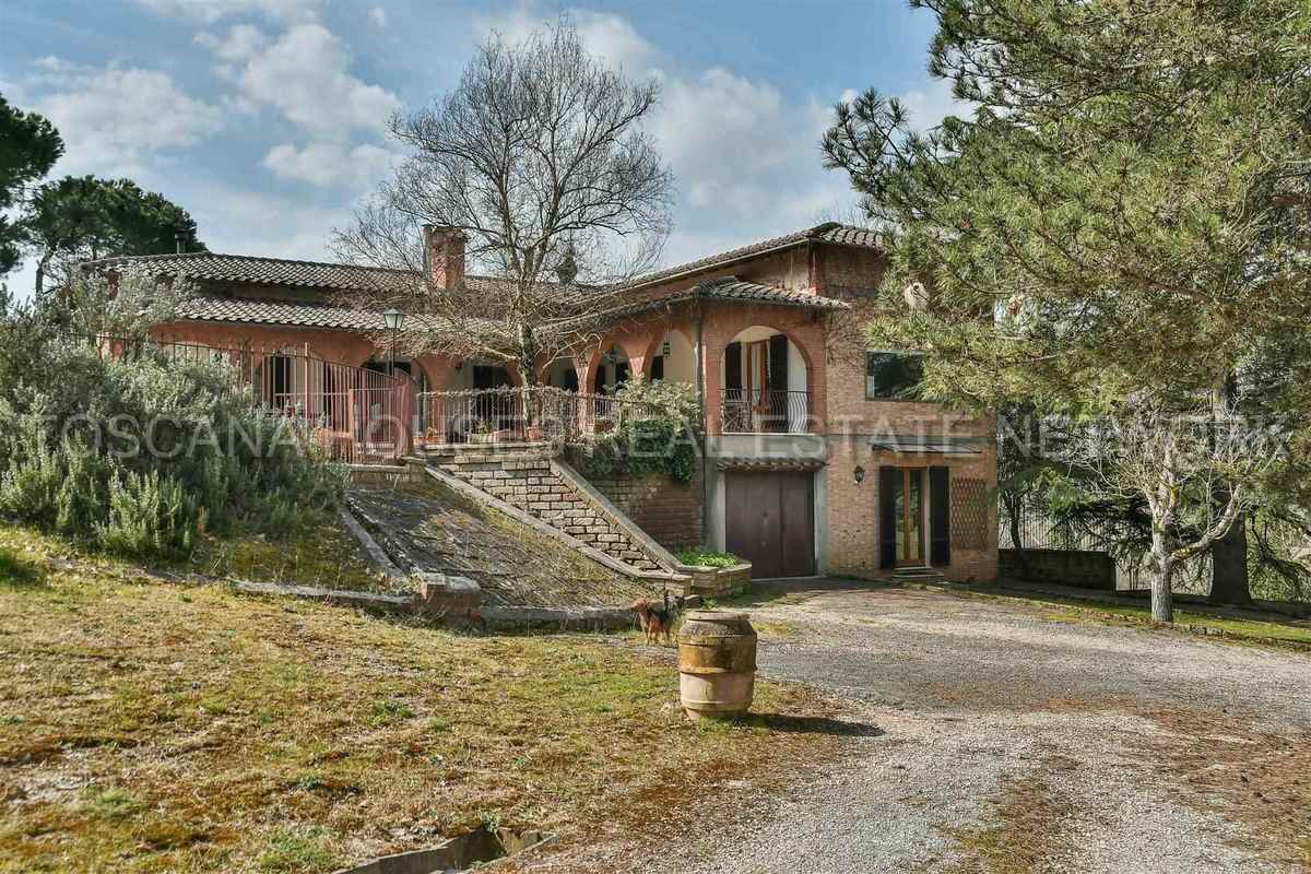 Villa in vendita 6 Stanze da letto a Montepulciano