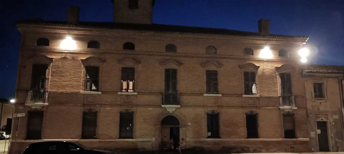 Casa in vendita 6 Stanze da letto a Comacchio