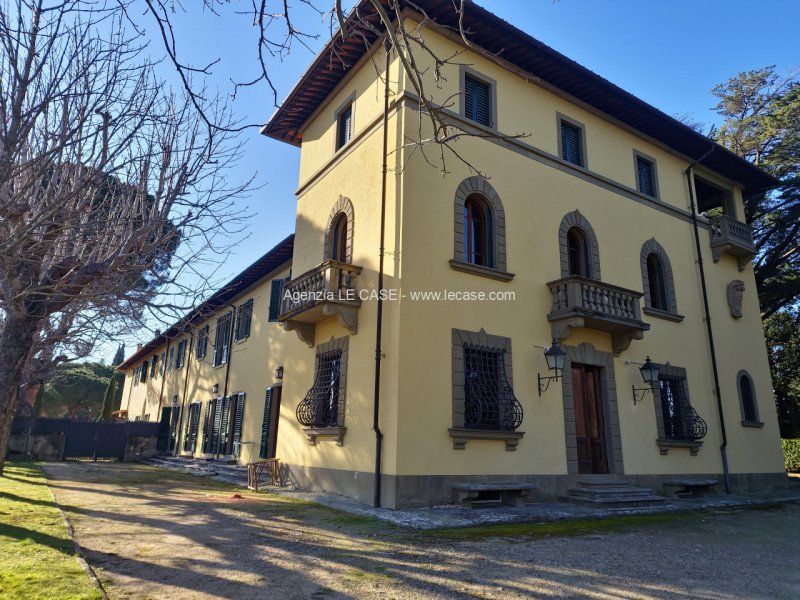 Villa in vendita 13 Stanze da letto a Greve In Chianti