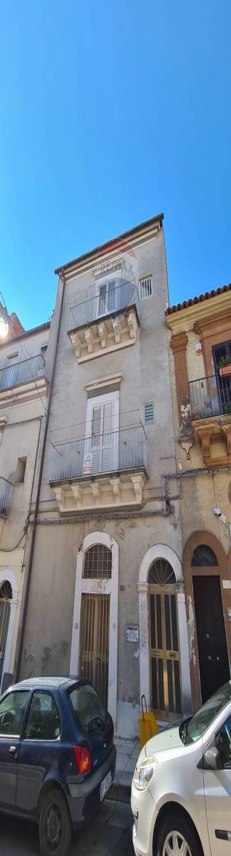 Casa indipendente in vendita 3 Stanze da letto a Ragusa