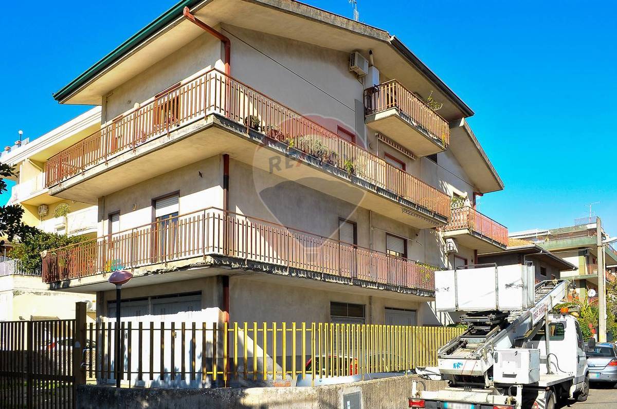 Appartamento in vendita 2 Stanze da letto a Gravina Di Catania