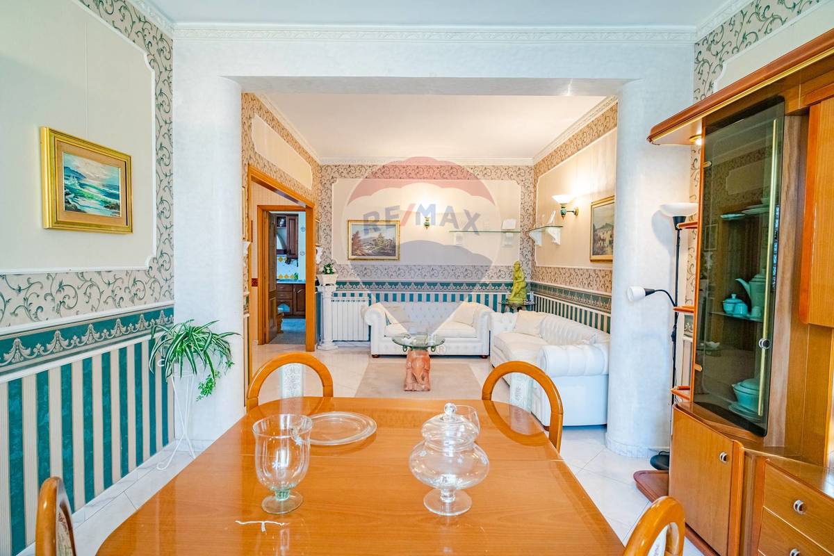 Appartamento in vendita 5 Stanze da letto a Paternò