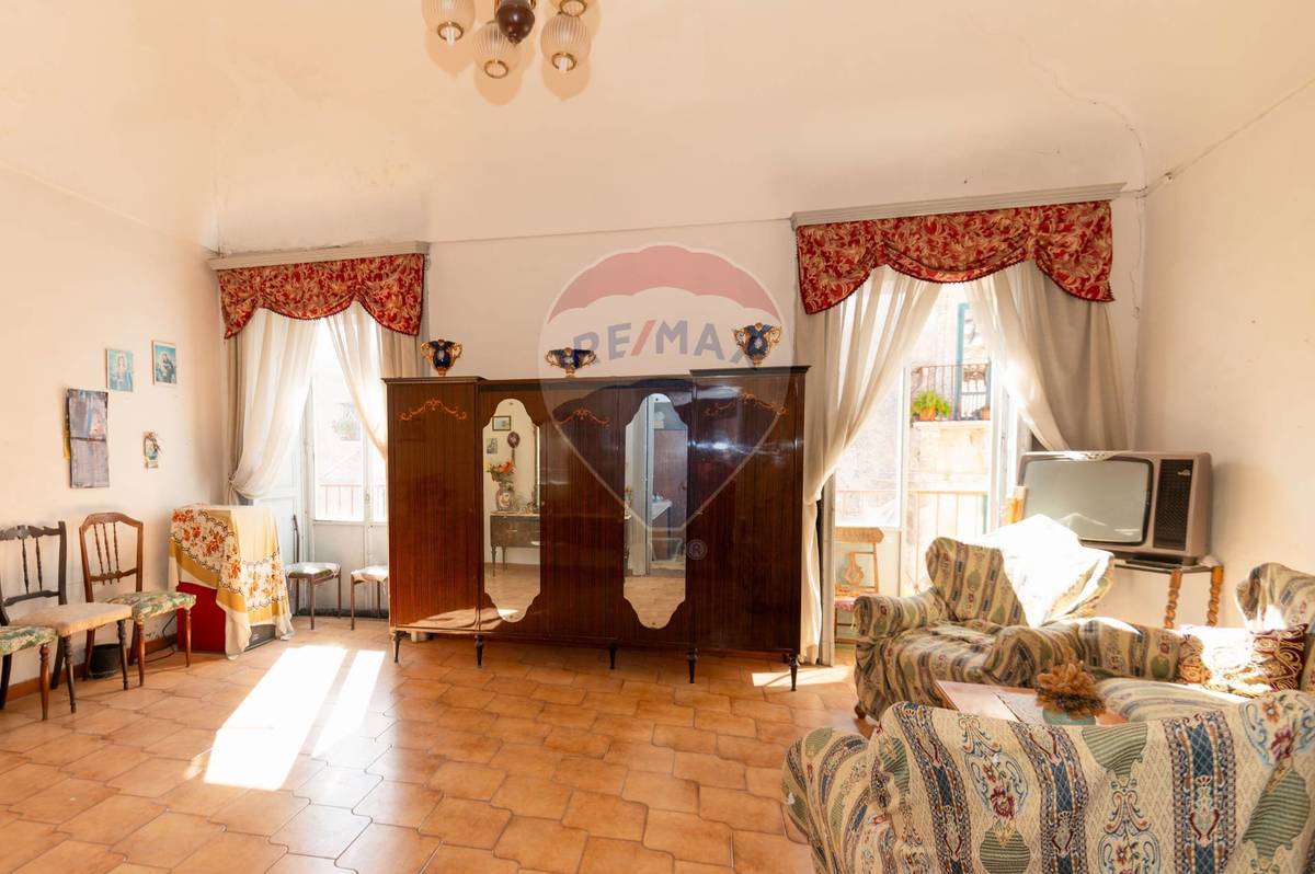 Casa indipendente in vendita 2 Stanze da letto a Palazzolo Acreide