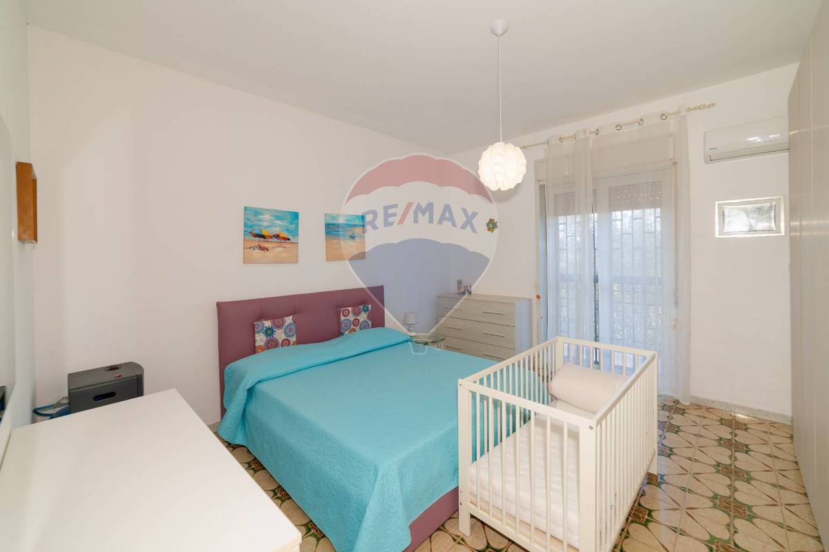 Casa in vendita 10 Stanze da letto a Catania
