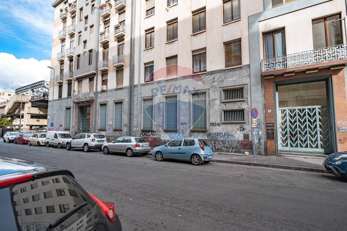 Appartamento in vendita 27 Stanze da letto a Catania