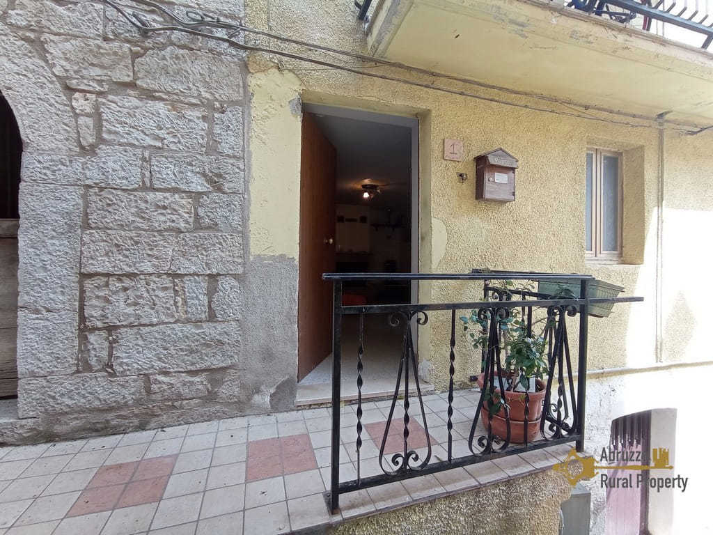 Casa in vendita 2 Stanze da letto a Montefalcone Nel Sannio