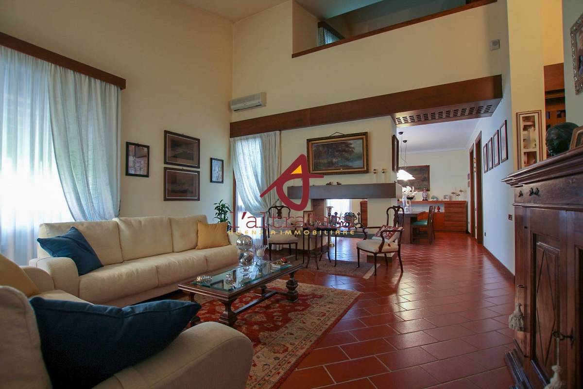 Villa in vendita 4 Stanze da letto a Lamporecchio