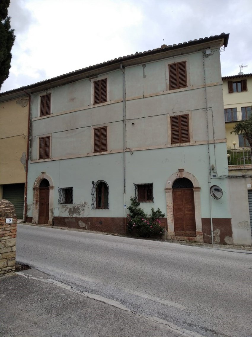 Casa indipendente in vendita 5 Stanze da letto a Castelbellino