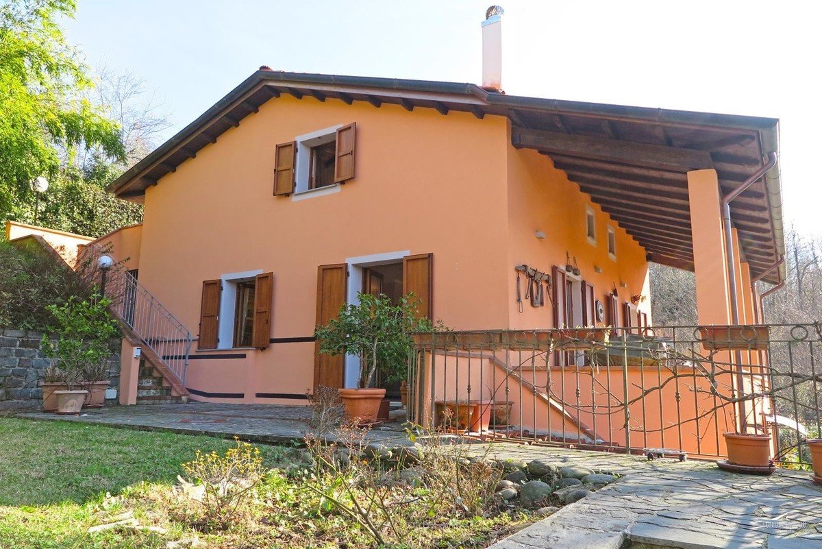 Casa indipendente in vendita 3 Stanze da letto a Villafranca In Lunigiana