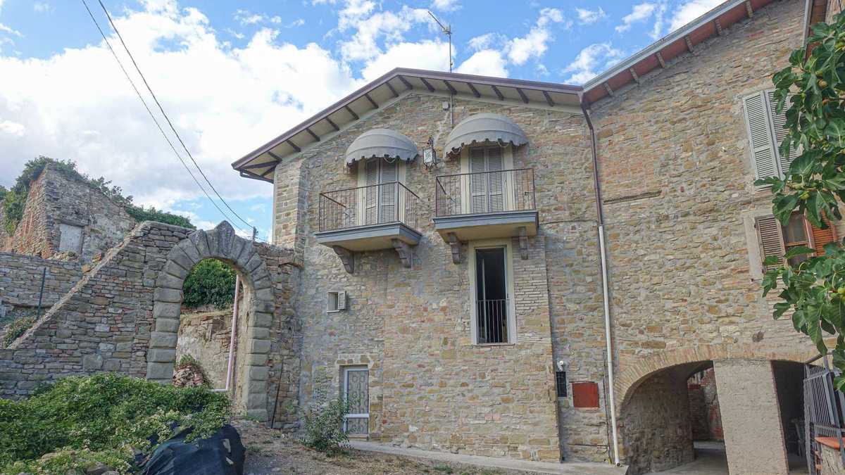Casa indipendente in vendita 3 Stanze da letto a Perugia