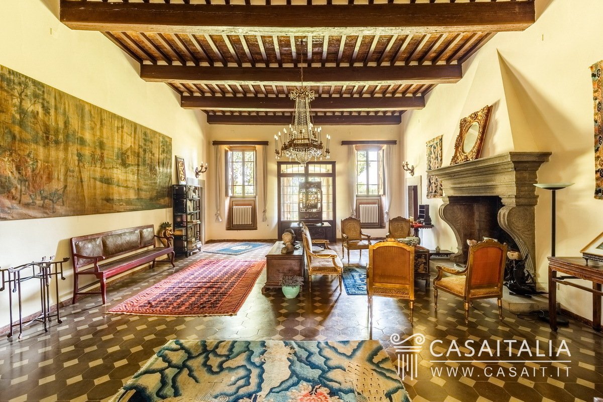 Villa in vendita 6 Stanze da letto a Arezzo
