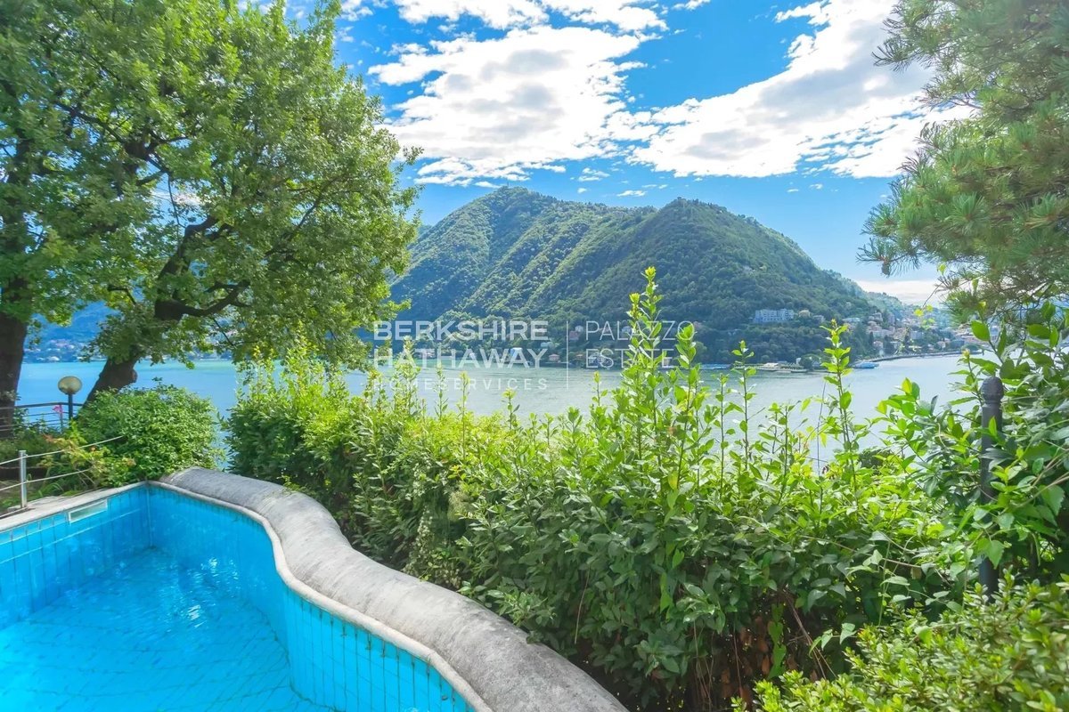 Villa in vendita 4 Stanze da letto a Como