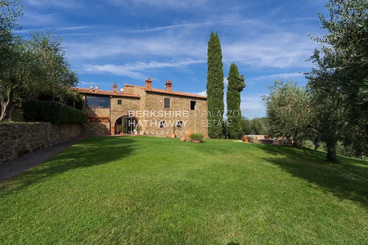 Villa in vendita 5 Stanze da letto a Laterina Pergine Valdarno