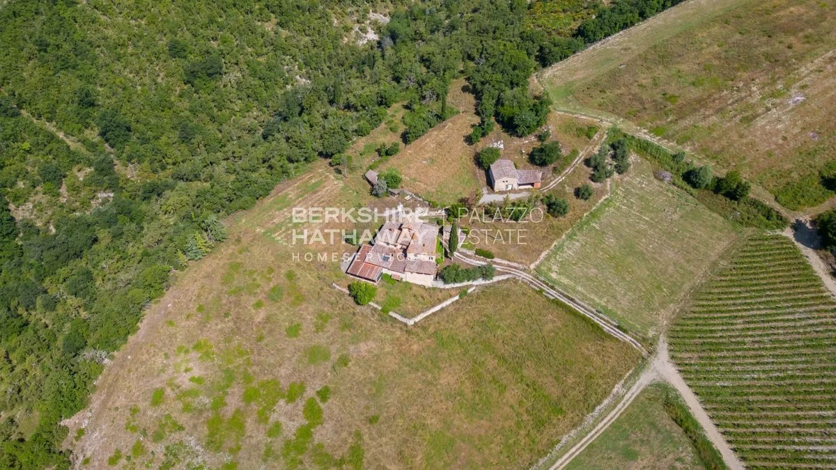 Villa in vendita a Radda In Chianti