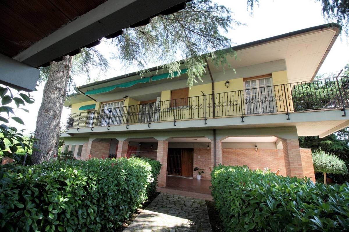 Villa in vendita 5 Stanze da letto a Civitella Paganico