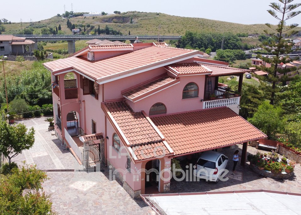 Villa in vendita 6 Stanze da letto a San Nicola Arcella