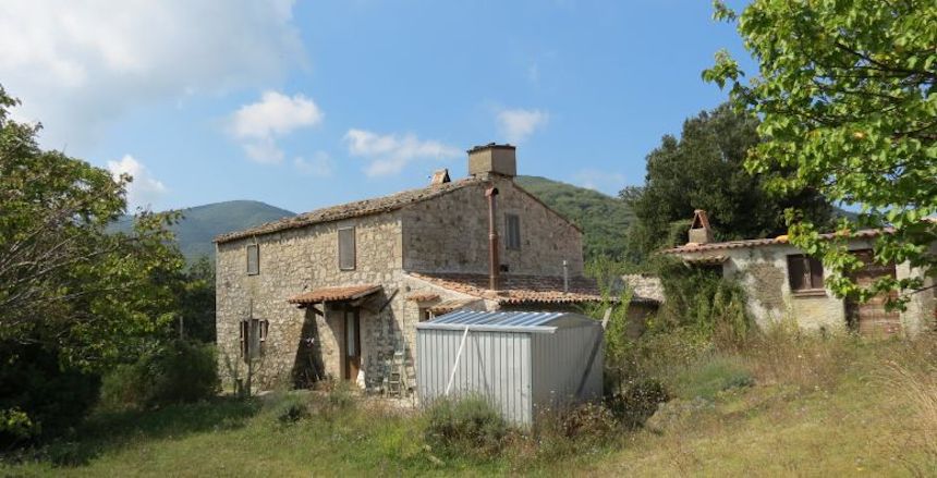 Casa di campagna in vendita a Baschi