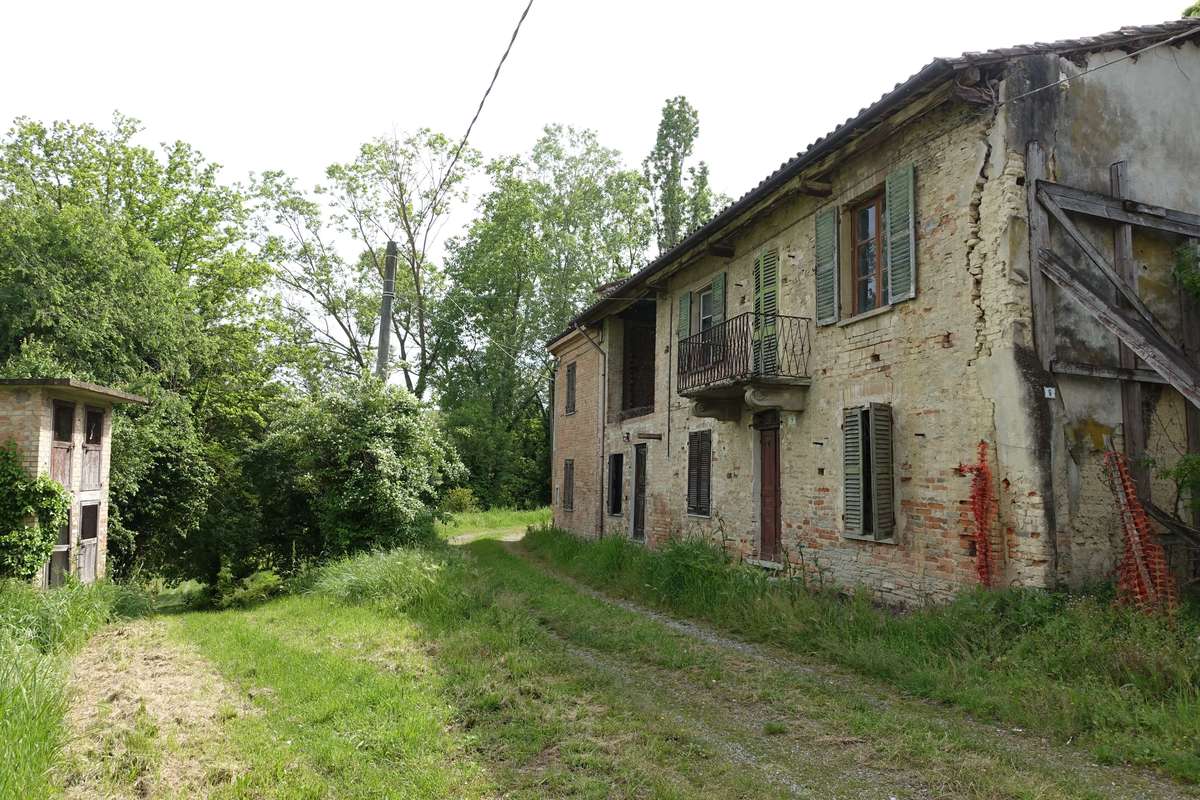 Casa indipendente in vendita 3 Stanze da letto a Nizza Monferrato