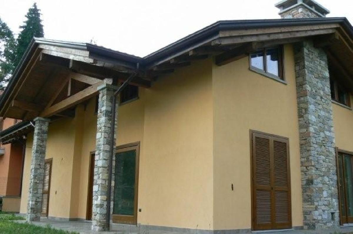Villa in vendita 2 Stanze da letto a Massino Visconti