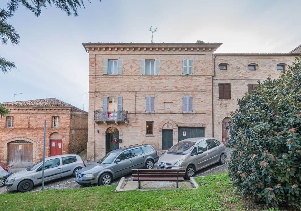 Palazzo in vendita 4 Stanze da letto a Civitanova Marche