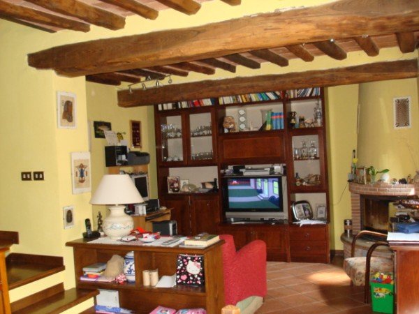 Casa semi indipendente in vendita 2 Stanze da letto a Borgo A Mozzano