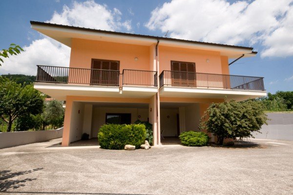 Casa in vendita 5 Stanze da letto a Civitella Del Tronto
