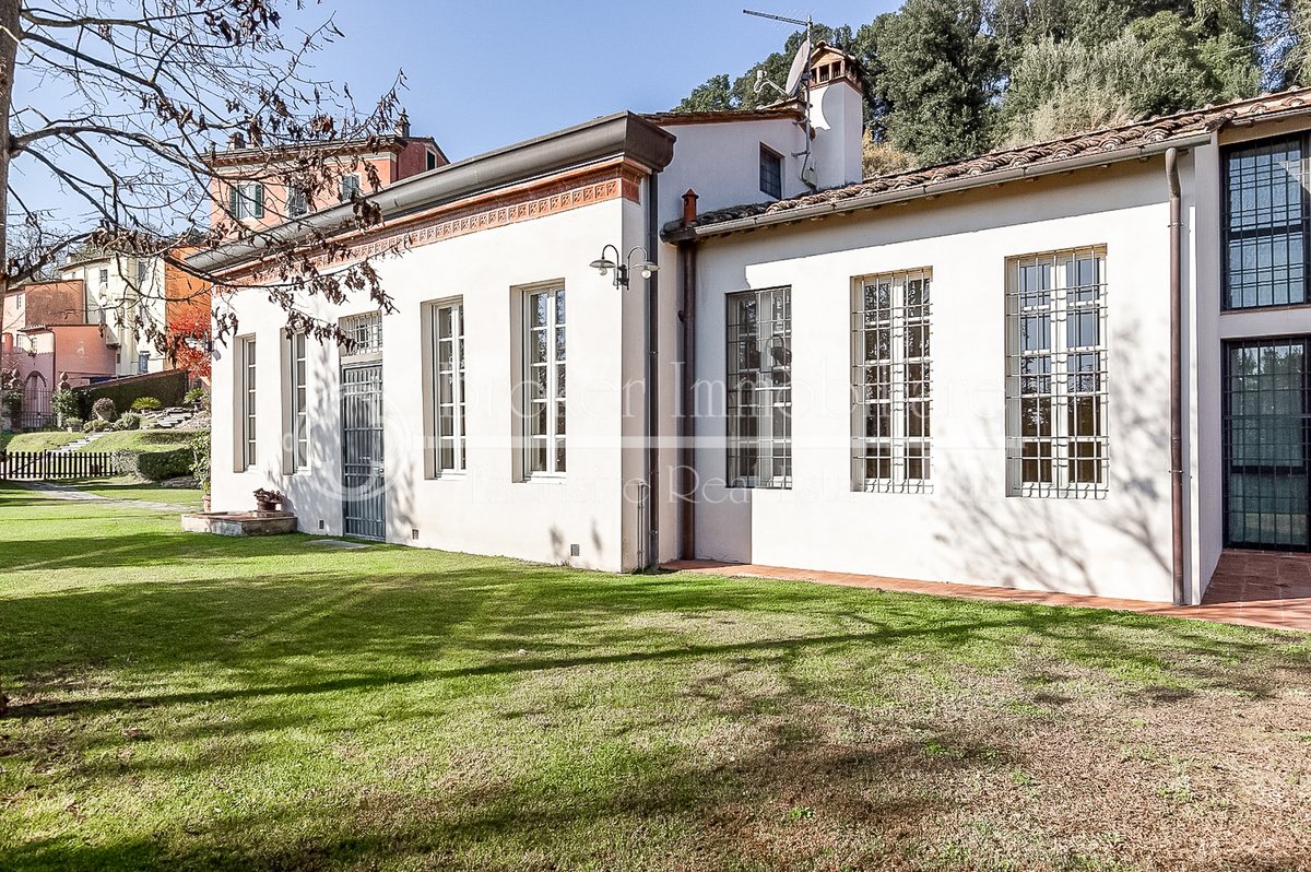 Villa in vendita 4 Stanze da letto a Lucca