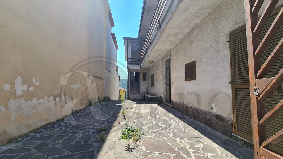 Casa in vendita 4 Stanze da letto a Monte San Giovanni Campano