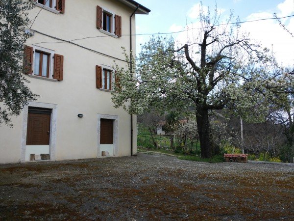 Casa in vendita 4 Stanze da letto a Ascoli Piceno