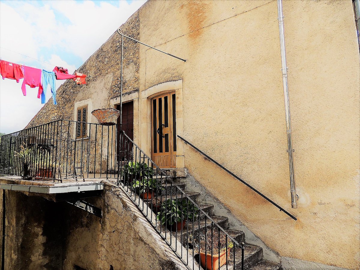 Casa indipendente in vendita 3 Stanze da letto a San Benedetto In Perillis