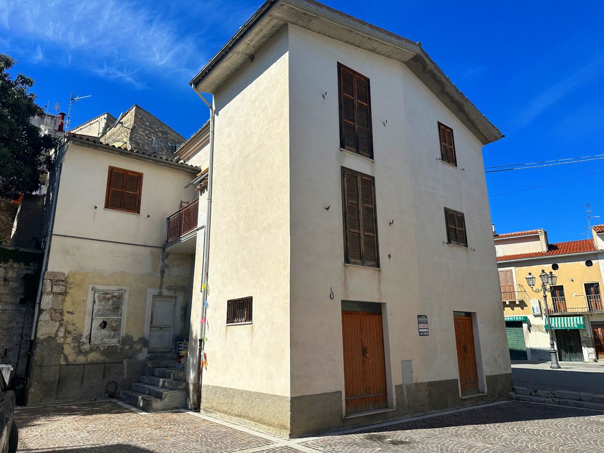 Casa indipendente in vendita 3 Stanze da letto a San Valentino In Abruzzo Citeriore