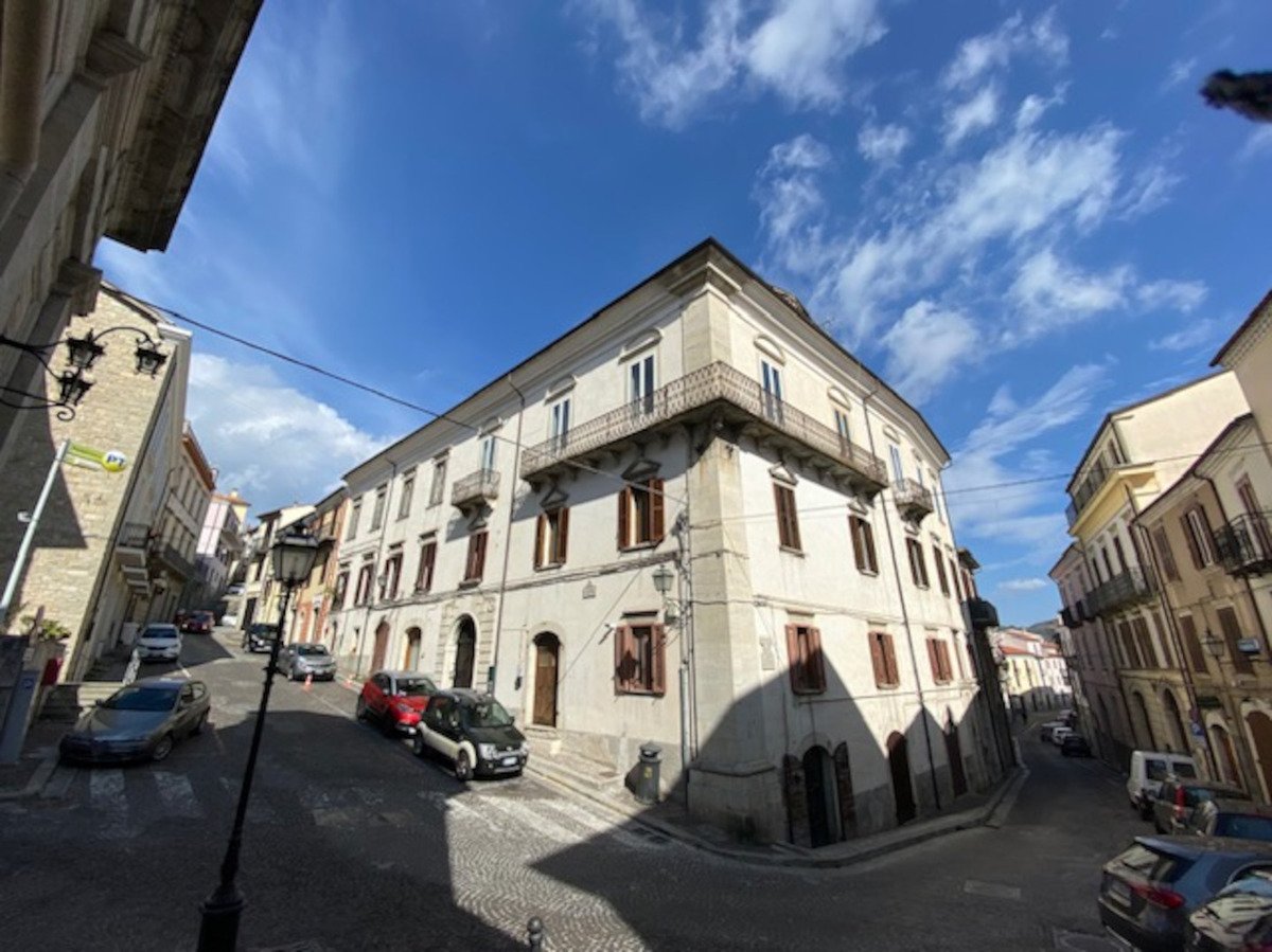 Appartamento storico in vendita 2 Stanze da letto a Agnone