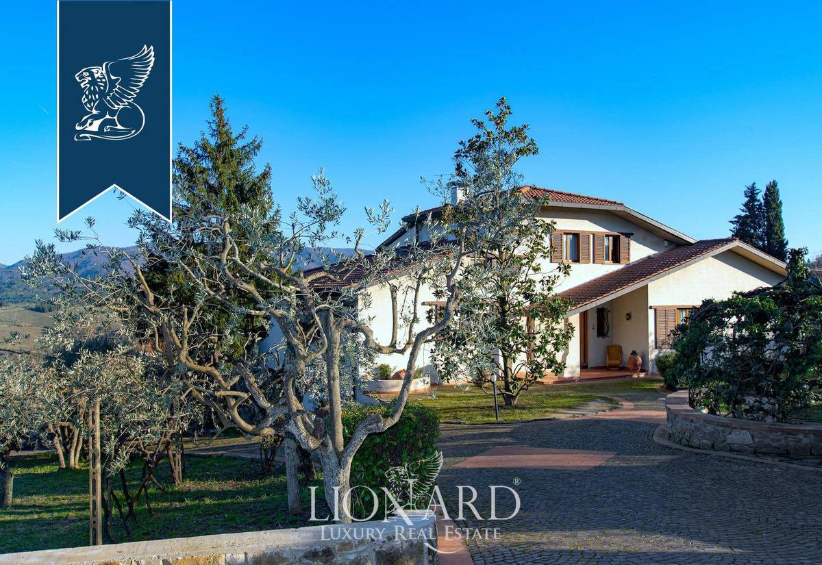 Villa in vendita 7 Stanze da letto a Greve In Chianti